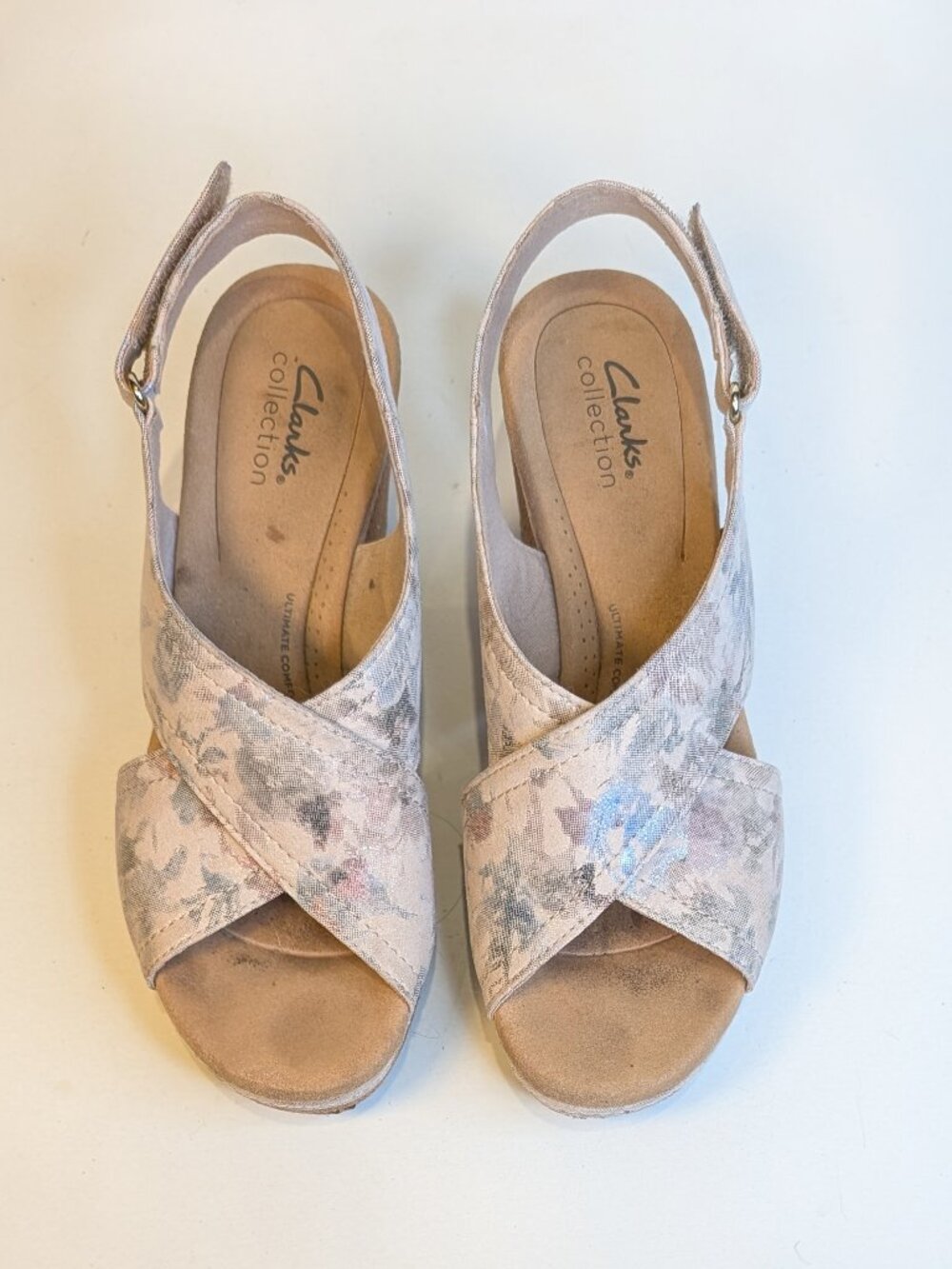 Clarks floral with a sparkle sandal size 9 (40)